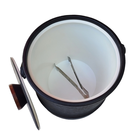 Vintage MCM faux leather Ice bucket with Lid and tongs - Picture 2 of 15